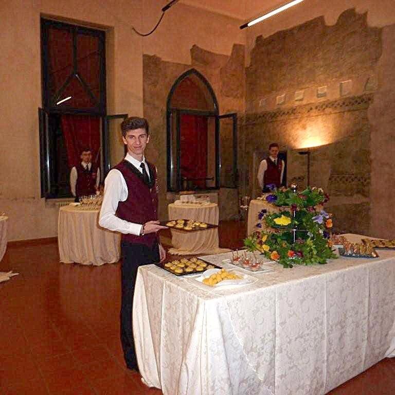 EmiliaRomagna-Notizia-52-Ferrara-Sala-aperitivi